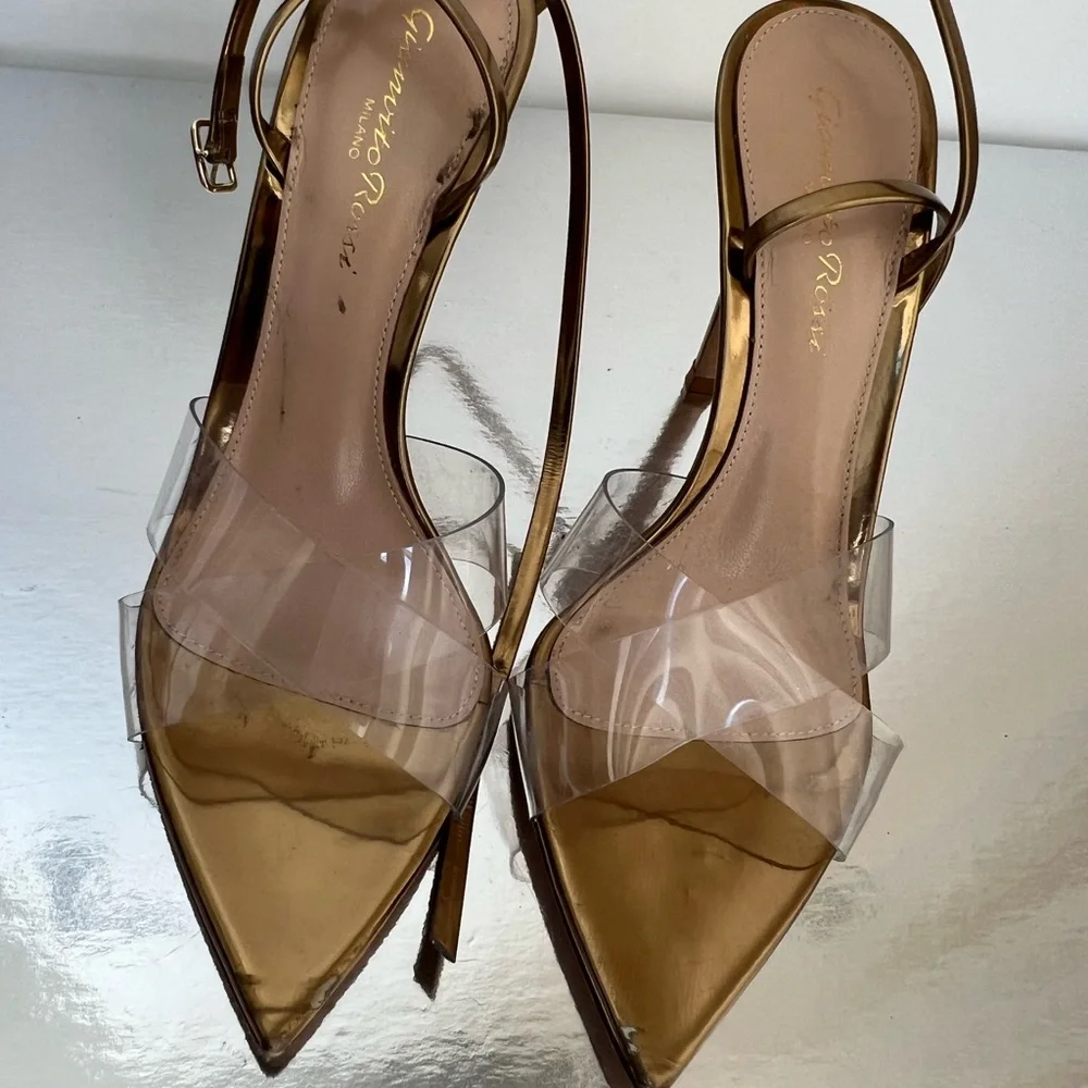 GIANVITO ROSSI - Picture 10 of 11